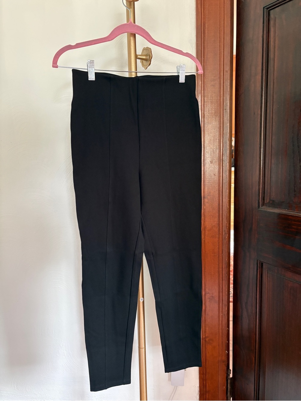 Old Navy Women’s Leggins Ponte Pants - Medium
